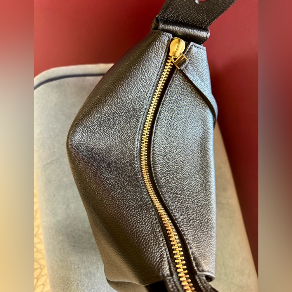 Authentic Tory Burch ROMY Black Shoulder Bag - Picture 13 of 16